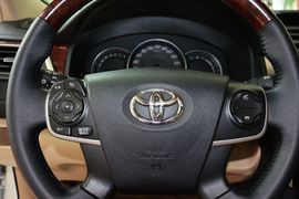 2012款丰田凯美瑞2.0G豪华版