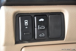 2008款比亚迪F6尊贵型财富版2.4到