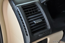 2008款比亚迪F6尊贵型财富版2.4到