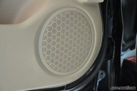 2008款比亚迪F6尊贵型财富版2.4到