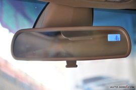 2008款比亚迪F6尊贵型财富版2.4到