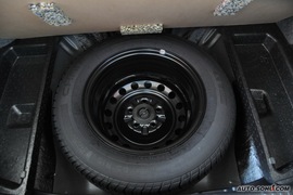 2008款比亚迪F6尊贵型财富版2.4到