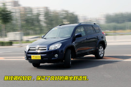 2009款丰田RAV4对比测试