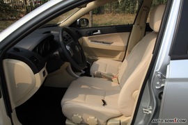 2009款中华骏捷FSV试驾实拍