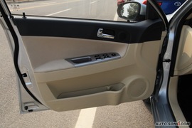 2009款中华骏捷FSV试驾实拍