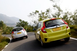 2014本田飞度1.5本地评测套图