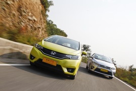 2014本田飞度1.5本地评测套图