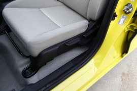 2014本田飞度1.5本地评测套图