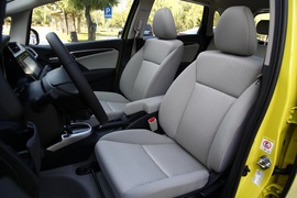 2014本田飞度1.5本地评测套图