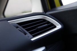 2014本田飞度1.5本地评测套图