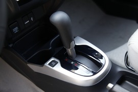 2014本田飞度1.5本地评测套图