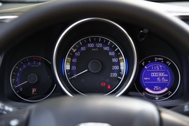 2014本田飞度1.5本地评测套图