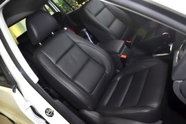 2015款大众途观1.8TSI手自一体四驱舒适版