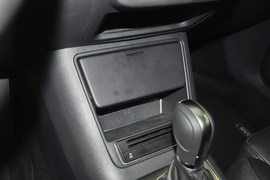 2015款大众途观1.8TSI手自一体四驱舒适版