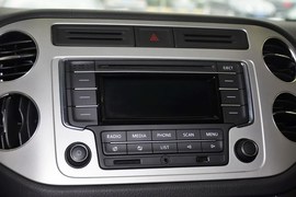 2015款大众途观1.8TSI手自一体四驱舒适版