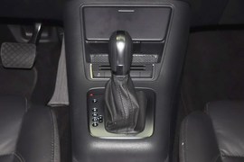 2015款大众途观1.8TSI手自一体四驱舒适版