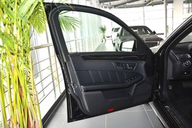 2015款奔驰E260L运动豪华型