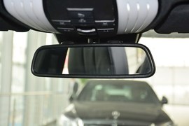 2015款奔驰E260L运动豪华型