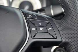 2015款奔驰E260L运动豪华型