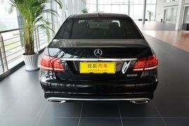 2015款奔驰E260L运动豪华型