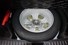 2015款奔腾X80