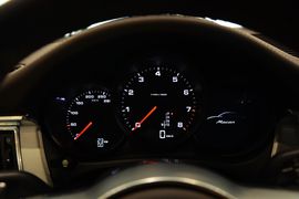 2014款保时捷Macan