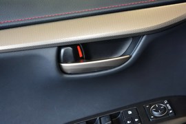 2015款雷克萨斯NX200t