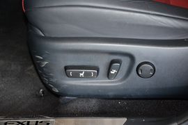 2015款雷克萨斯NX200t