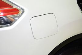 2014款日产奇骏2.5L