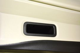 2014款日产奇骏2.5L