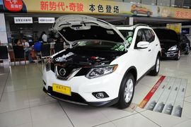 2014款日产奇骏2.5L