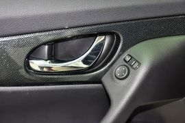 2014款日产奇骏2.5L