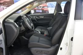 2014款日产奇骏2.5L