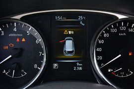 2014款日产奇骏2.5L