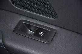 2015款大众途安1.4T自动豪华版5座