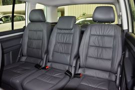 2015款大众途安1.4T自动豪华版5座