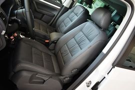2015款大众途安1.4T自动豪华版5座