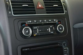2015款大众途安1.4T自动豪华版5座