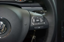 2015款大众途安1.4T自动豪华版5座
