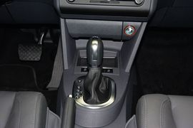 2015款大众途安1.4T自动豪华版5座