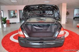 比亚迪F6新财富版2.0尊贵型