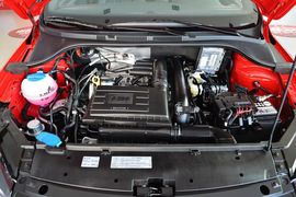 2015款大众捷达1.4T自动SPORTLINE