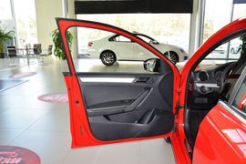 2015款大众捷达1.4T自动SPORTLINE