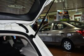 2012款日产逍客2.0XL