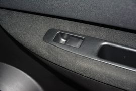 2012款日产逍客2.0XL