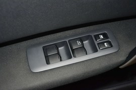 2012款日产逍客2.0XL