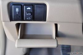 比亚迪F6新财富版2.0尊贵型