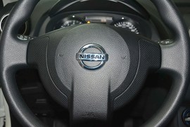 2012款日产逍客2.0XL