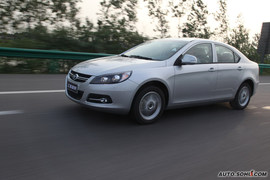 2009款江淮和悦试驾