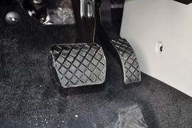 2015款斯柯达昕锐1.6L自动智选型